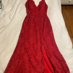 Morgan & Co. Vibrant Red Lace Prom Dress